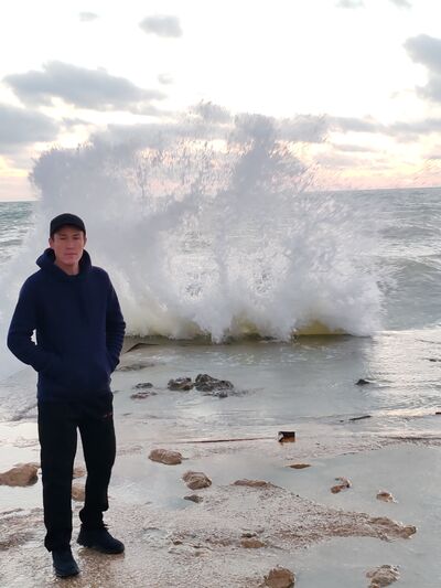  ,   Davronbek, 34 ,   ,   