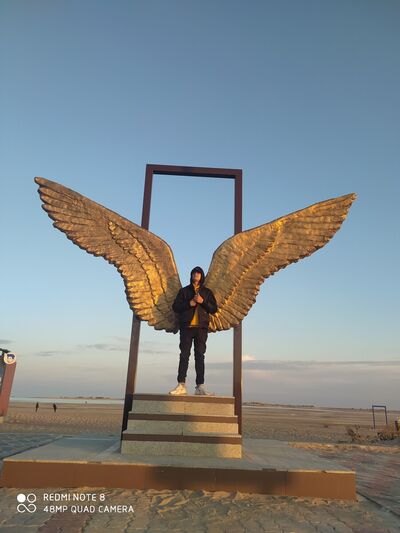 ,   Sabyr, 33 ,  