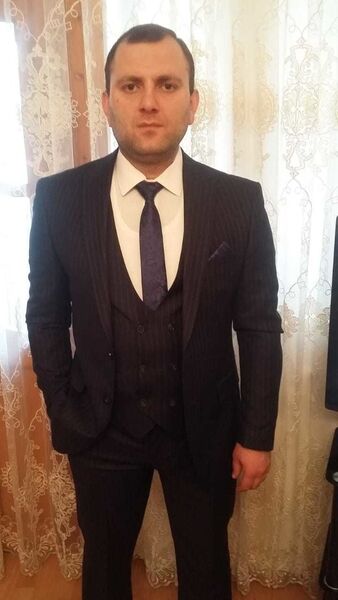  ,   Elvin, 40 ,   ,   , c , 