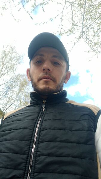  ,   Akmal, 37 ,   ,   , c , 