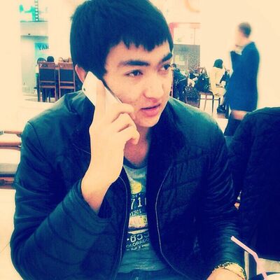  ,   Shoxrux, 32 ,   