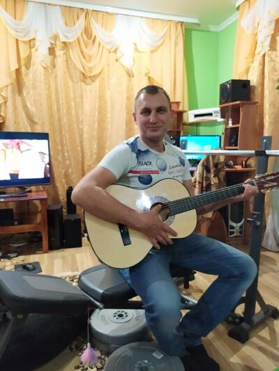  ,   Ivan, 40 ,   ,   , c 