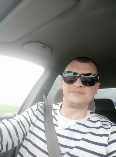  ,   Ghennadi, 40 ,   ,   