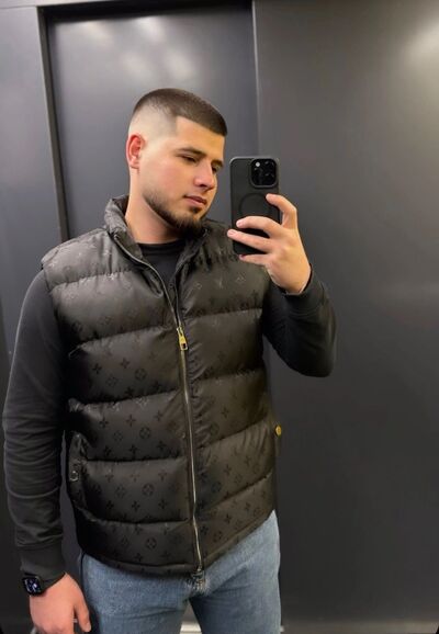  ,   Eduard, 23 ,   c 