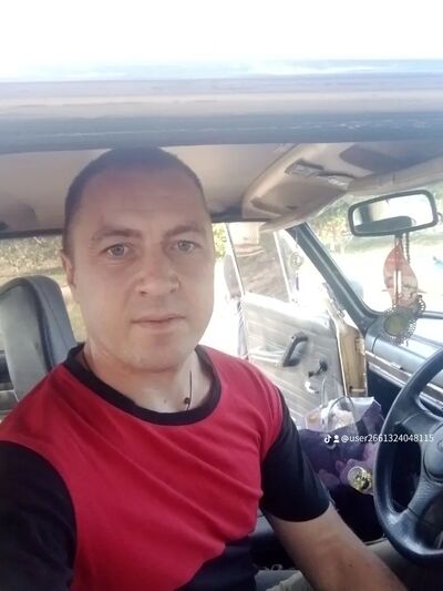  ,   Segrei, 33 ,   ,   