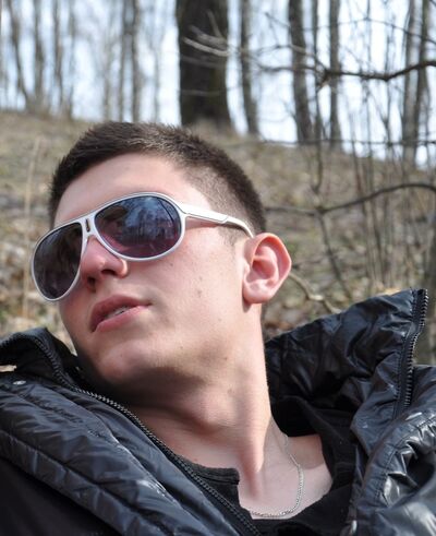  ,   Anton, 31 ,   ,   , c 