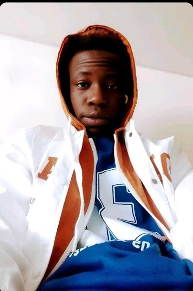  ,   Loum, 34 ,   ,   