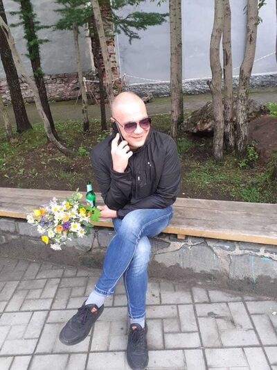  ,   Roman, 33 ,   ,   