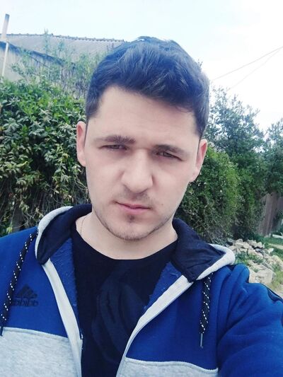  ,   Eugeniu, 33 ,     , c 