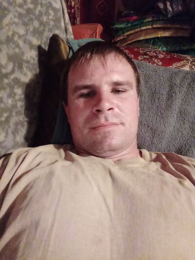  ,   Ivan, 31 ,   c 