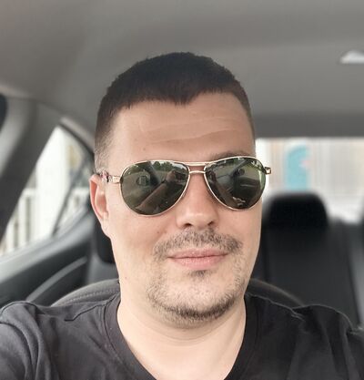 -,   Alex, 33 ,   ,   , c , 
