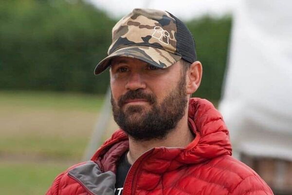  ,   LEONARDO, 42 ,   c 