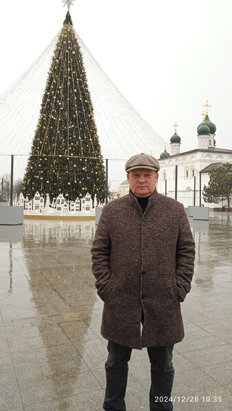  ,   Denis, 44 ,   ,   , c 