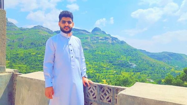  ,   Bassam, 32 ,   ,   