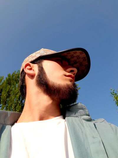  ,   Azizbek, 22 ,   ,   