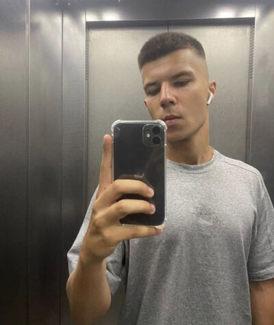  ,   Toni, 22 ,   ,   