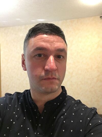  ,   Peter, 32 ,   ,   