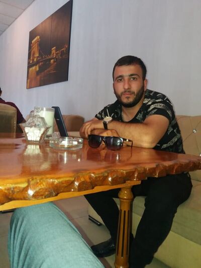  ,   Bakili, 35 ,   ,   