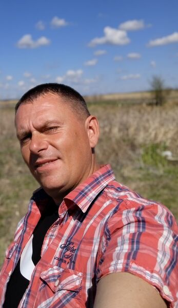  ,   Vitalij, 42 ,   c 
