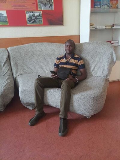  ,   Gandi Roger, 44 ,     , c 