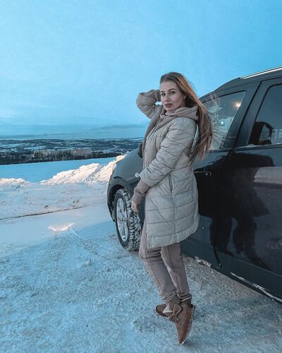  ,   Yulia, 28 ,   ,   , c , 