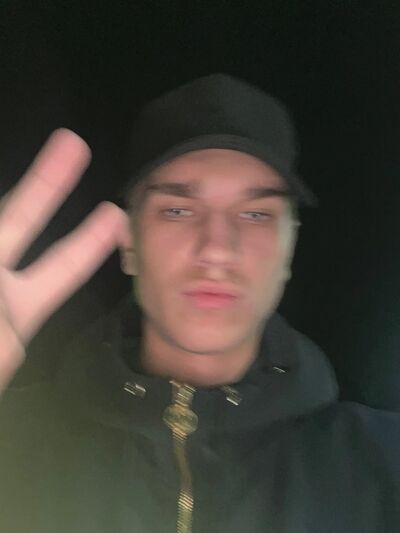  ,   Alexander, 22 ,   ,   
