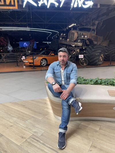  ,   Mehmet, 41 ,   ,   