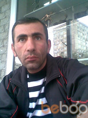  ,   Vardan, 49 ,  