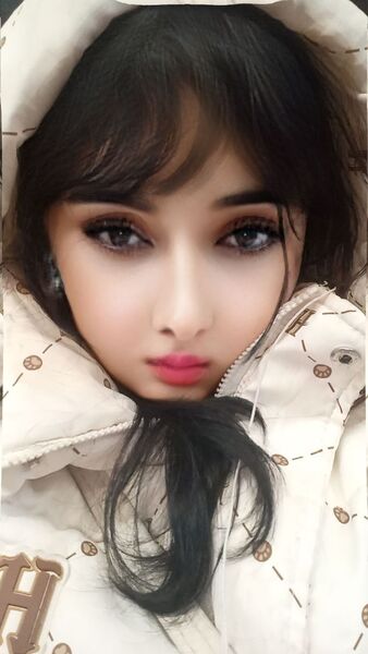  ,   Dildora, 25 ,   ,   