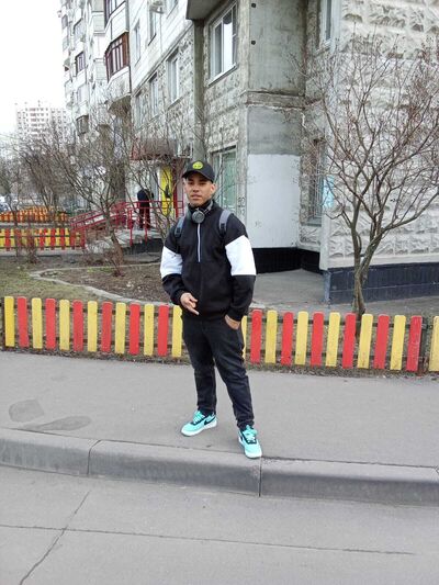  ,   Yadelllorca, 31 ,   ,   