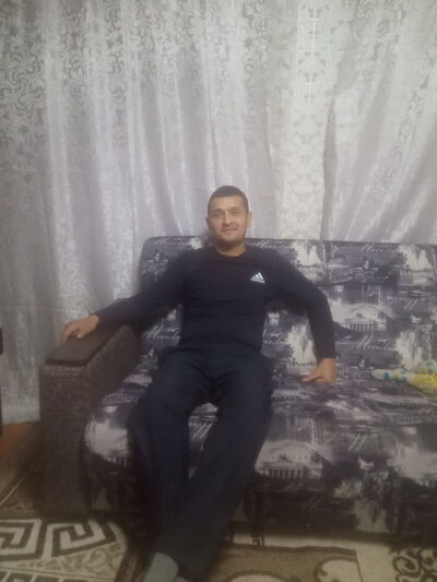  ,   Aleks, 41 ,   ,   