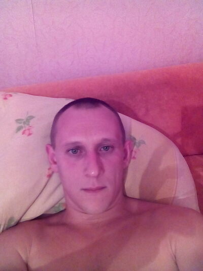   ,   Max, 38 ,   