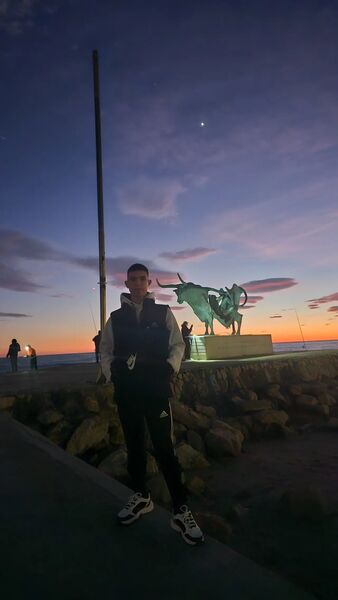  Barcelona,   , 22 ,   ,   , c 