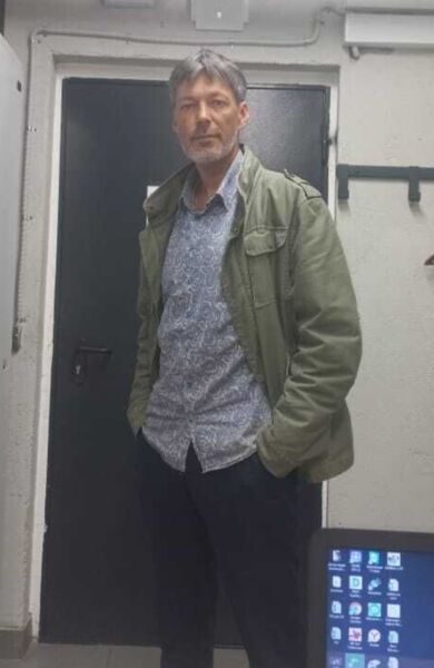  -,   , 44 ,   
