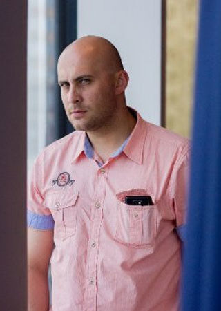  ,   Dav, 41 ,   
