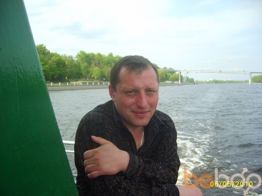  ,   Vitali, 46 ,   