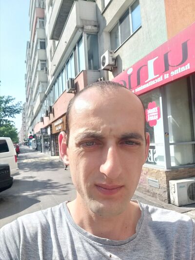  ,   Mihai, 33 ,   ,   , c , 