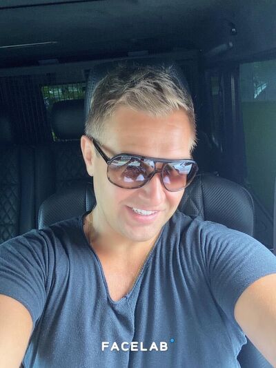  Cannes,   Serge, 37 ,   ,   