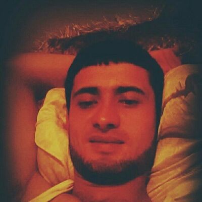  ,   Salim, 32 ,   