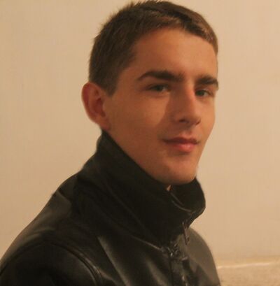  ,   Valentin, 30 ,   