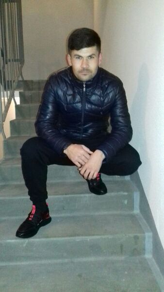  -,   , 32 ,  