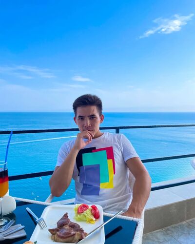  ,   Denis, 26 ,   ,   