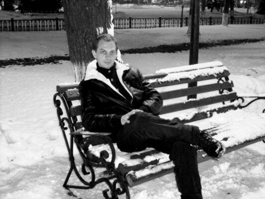  ,   Russel, 41 ,  