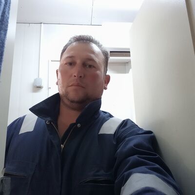  ,   Elshad, 45 ,   ,   , c 
