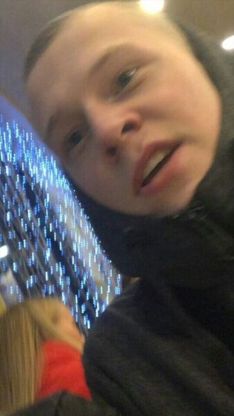  ,   Andrew, 22 ,   ,   