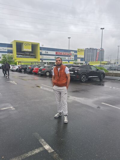  ,   Giyos, 28 ,   ,   