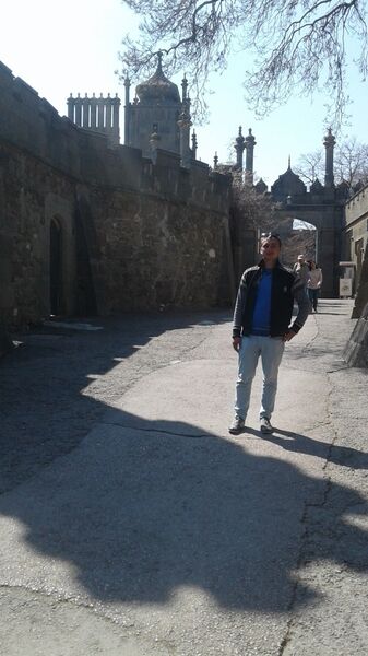  ,   Viktor, 35 ,   c 