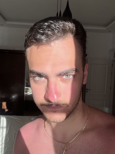  -,   , 22 ,   