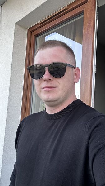  ,   Vitalii, 31 ,   ,   