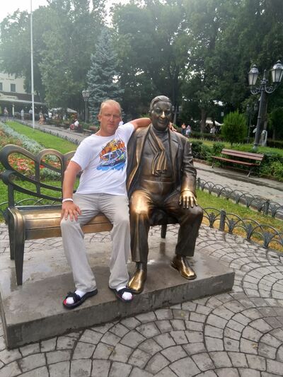  ,   Andrei, 44 ,   ,   , c 